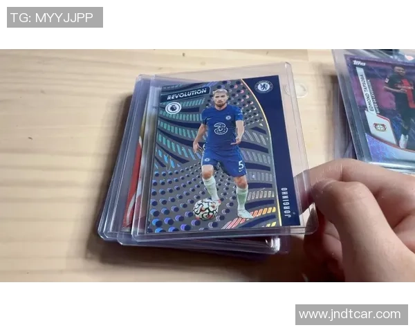 球星卡足球价格分析及市场行情揭秘如何入手性价比高的球星卡